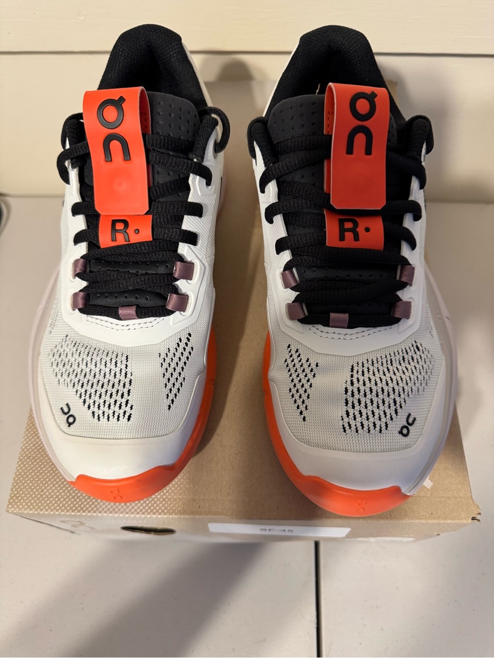 On Running Running The Roger Pro Clay women Shoes - White & Orange - Picture 5 of 8